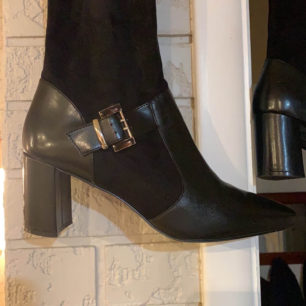 Tahari Black Leather & Suede Heeled Boots Size 10M